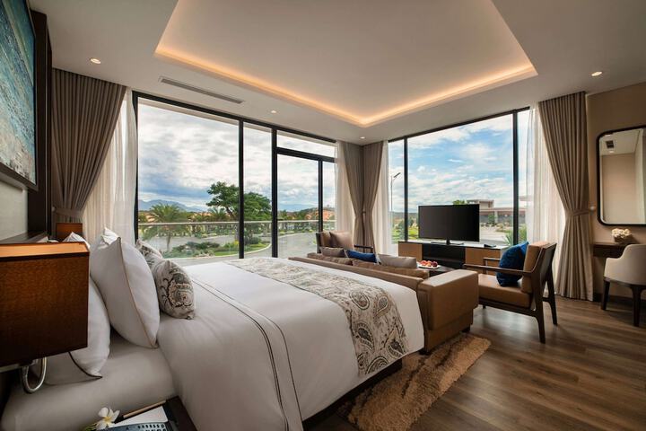 Room 30 of 164