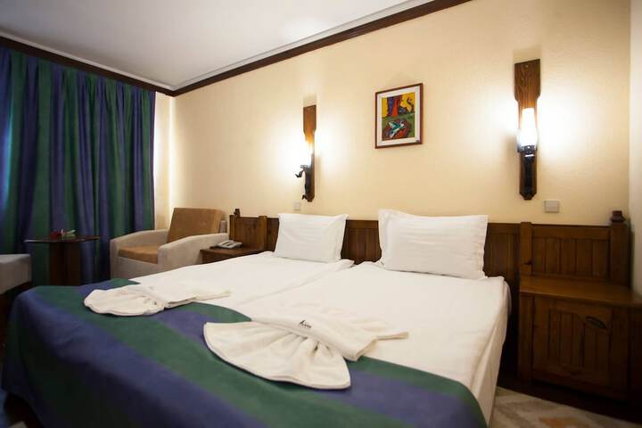 Room 6 of 41