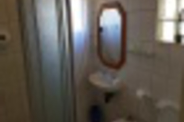 Room 99 of 168