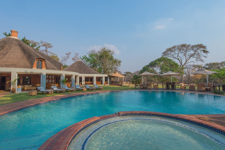 Pools & Facilities