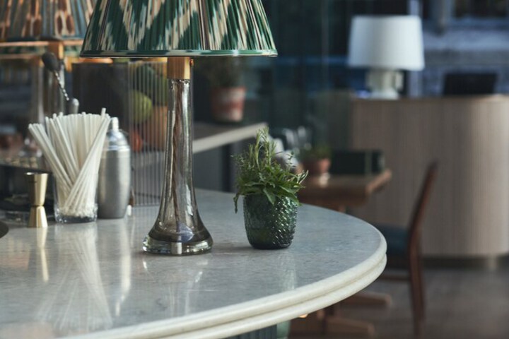 Lounge 60 of 68