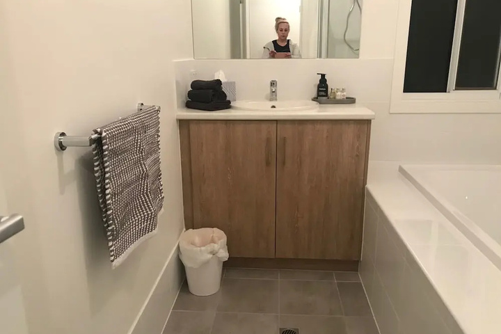 Room 8 of 13