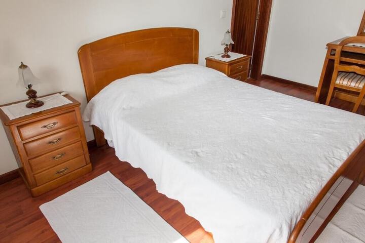 Room 5 of 13