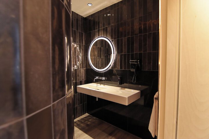 Bath Interior