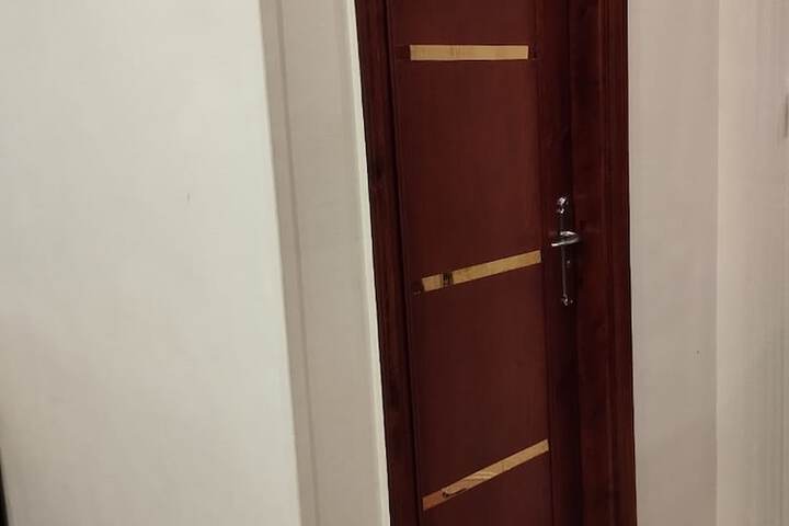 Room 25 of 74