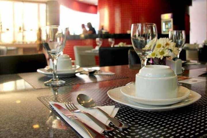Dining 42 of 61