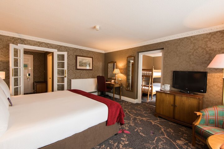 Room 30 of 111