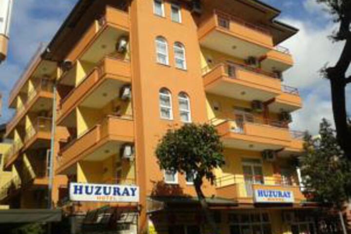 Huzuray Hotel