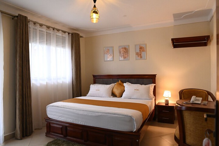 Room 9 of 22