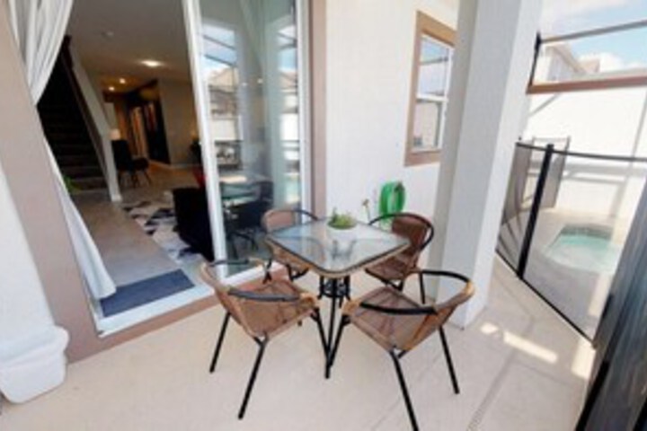 Terrace/Patio 2 of 60
