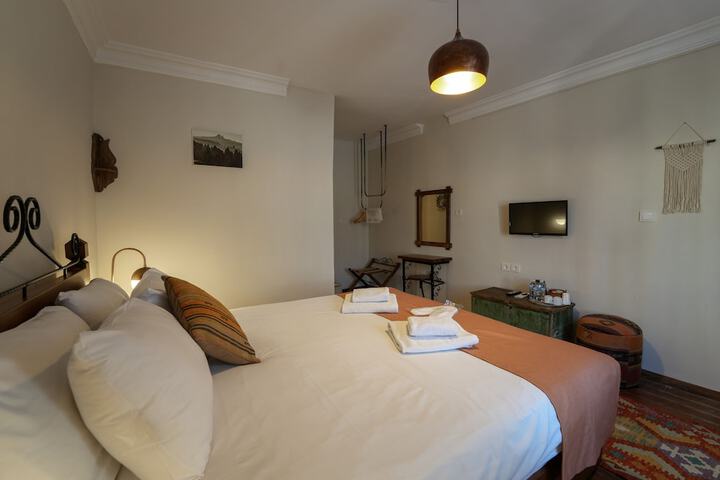 Room 31 of 140