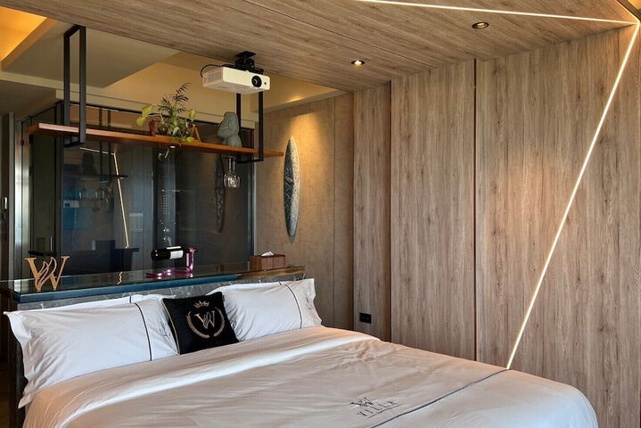Room 62 of 147