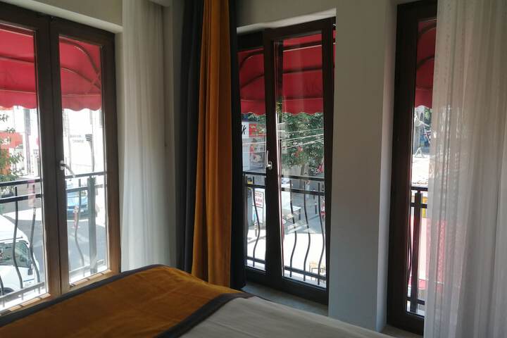 Room 35 of 44
