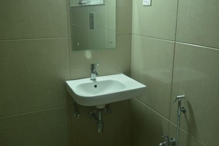Clean Restrooms