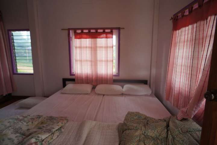 Room 11 of 79