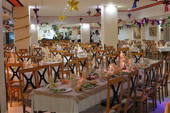Dining Photos