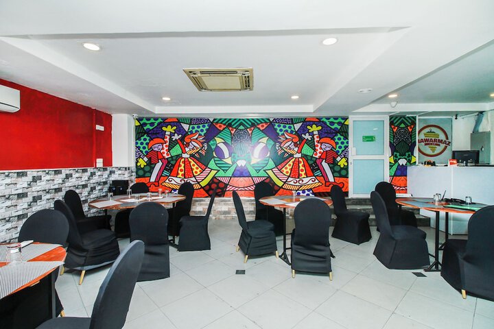 Business Center 68 of 70