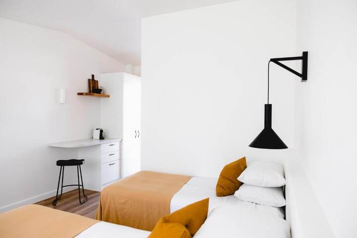 Room 5 of 36
