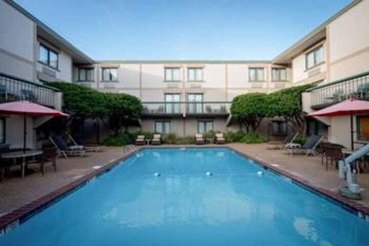 Pool 41 of 49