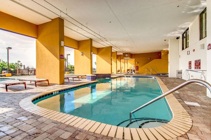 Pool 44 of 69