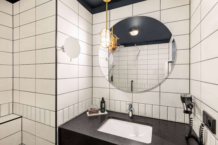 Bath Interior