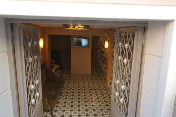 Lobby Photos