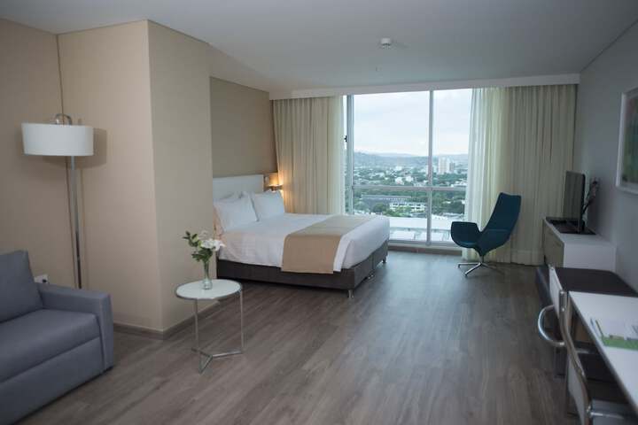 Room 19 of 103