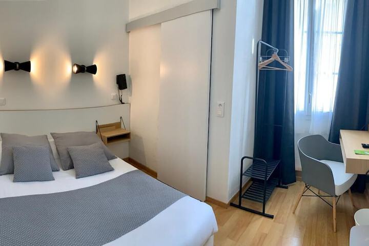 Room 7 of 36