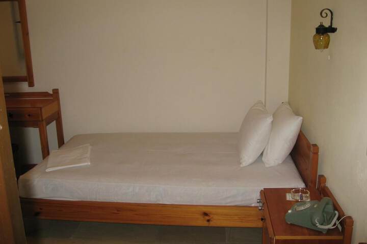 Room 18 of 59