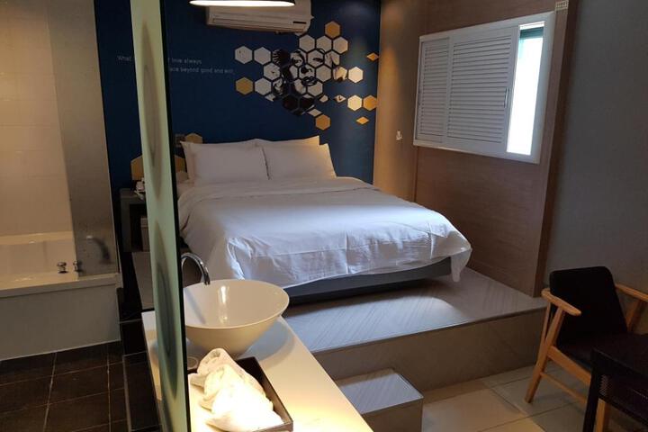 General 6 of 25