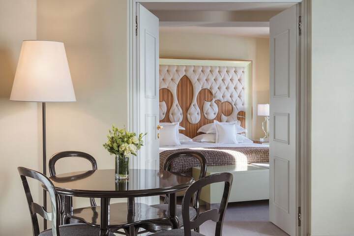 Room 57 of 116
