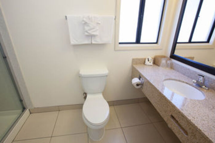 Room 3 of 57