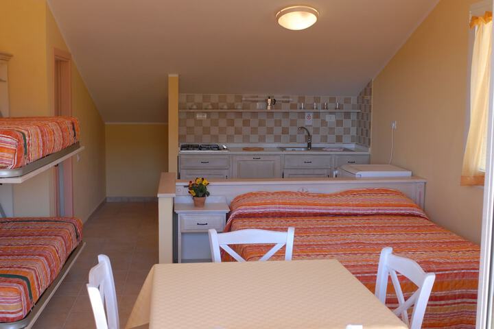 Room 19 of 160