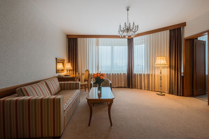 Room 57 of 113