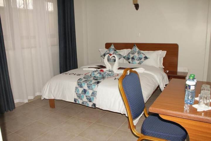 Room 7 of 30