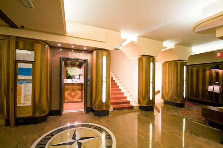 Hotel 3 of 49