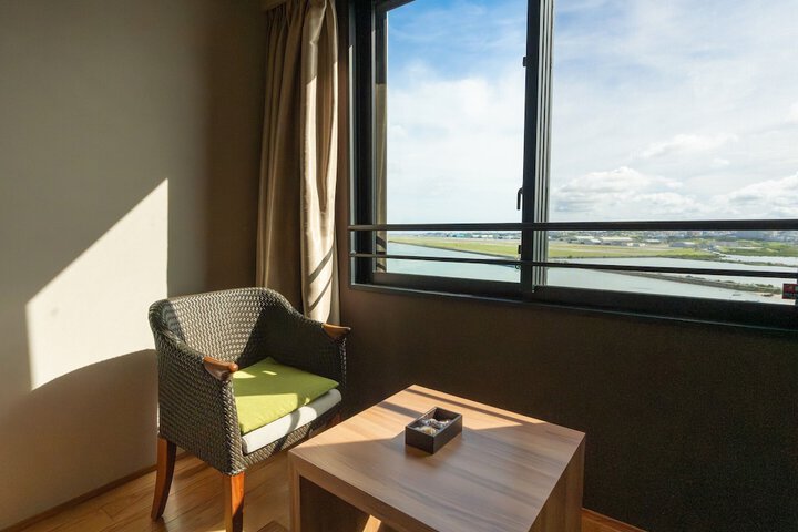 Room 41 of 299