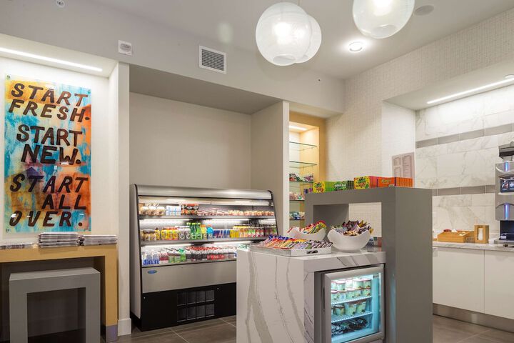 Snack bar