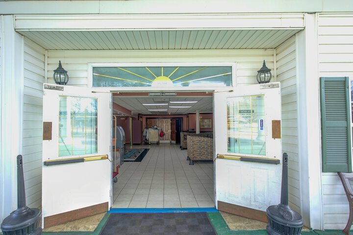 Hotel 43 of 45
