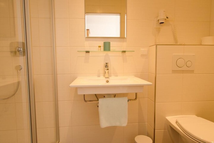 Room 12 of 58