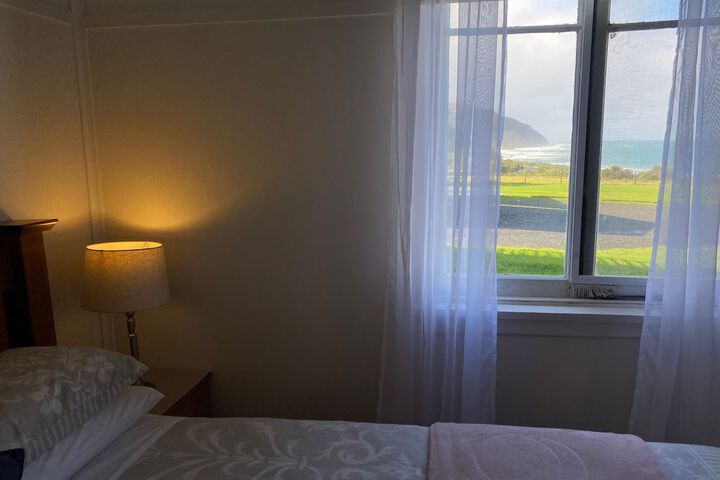 Room 19 of 128