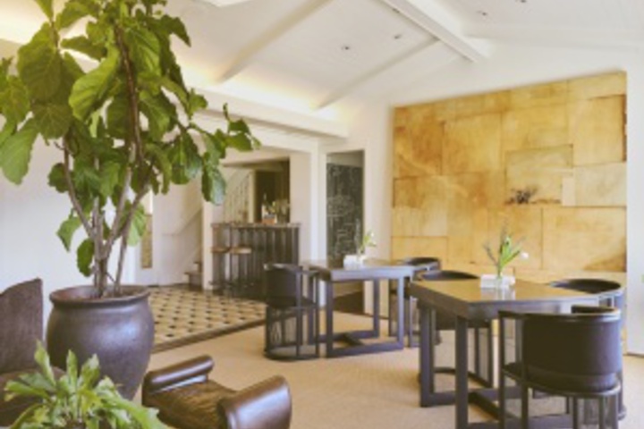 Hotel Interior 9 of 36