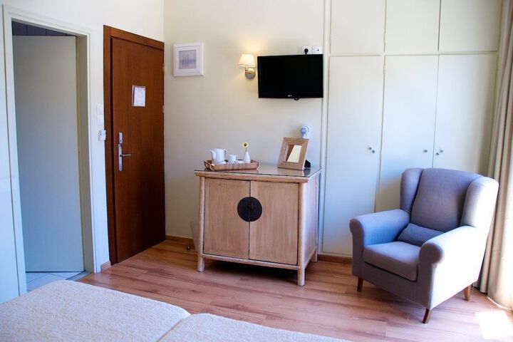 Room 19 of 43