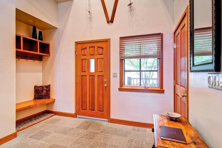 Room 1 of 10