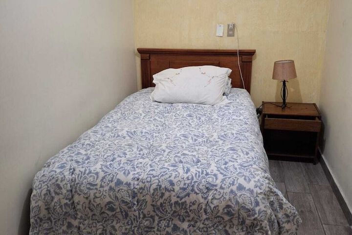 Room 8 of 23