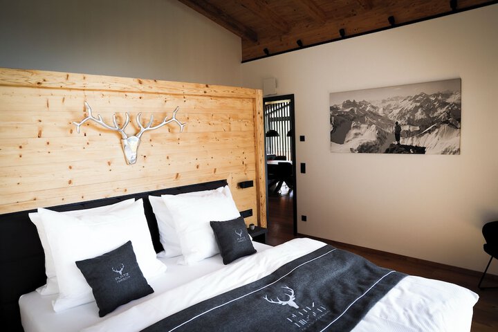 Room 6 of 58