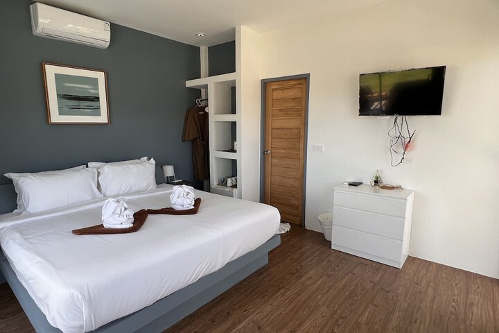 Room 16 of 68
