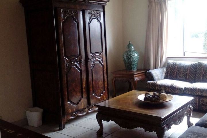 Room 11 of 24