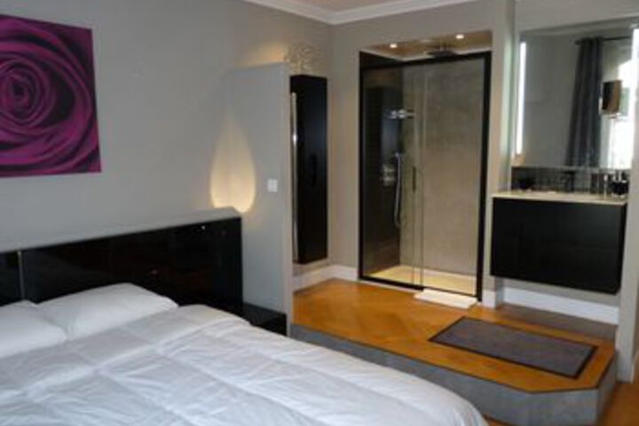 Room 14 of 27