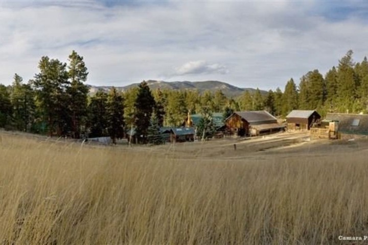 Property Grounds 41 of 57